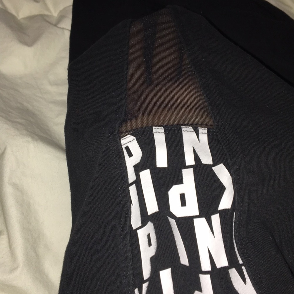 Victoria’s Secret Pink Leggings 👍